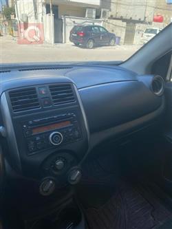 نيسان فيرسا